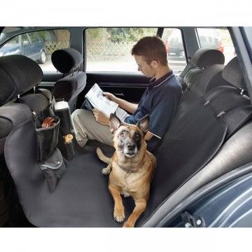El cubreasientos de coche para perros para viajar más cómodo en verano -  Showroom